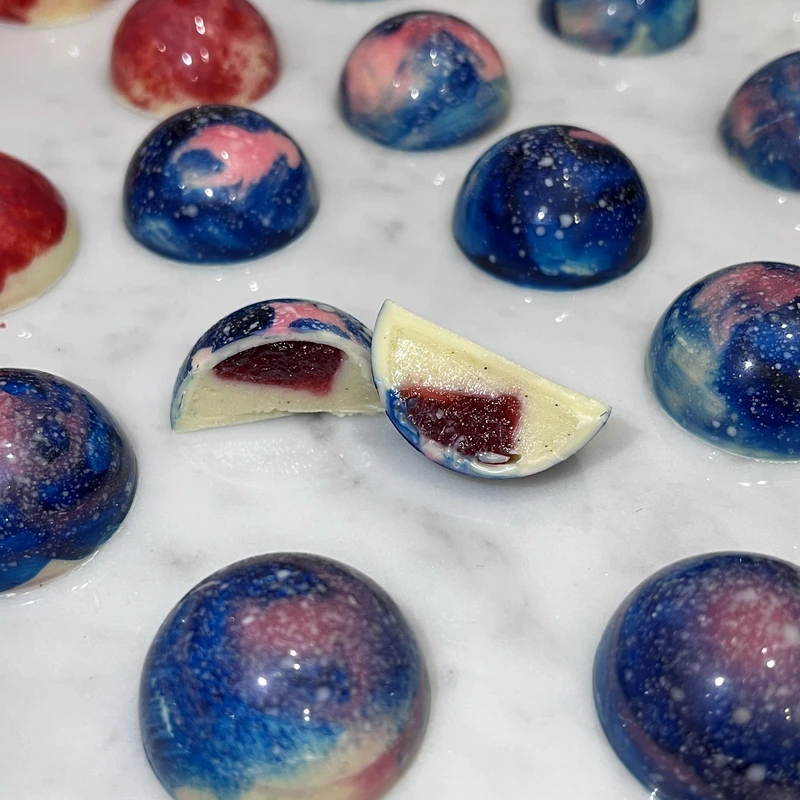 Raspberry vanilla galaxy piece whole